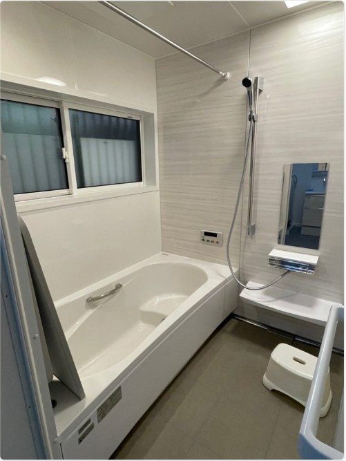 タイル張りからシステムバスに切り替えた浴室の施工事例