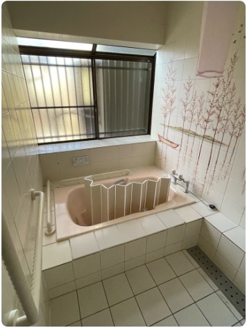 玄関に階段スロープを設置した施工事例