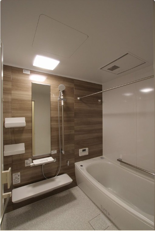 玄関に階段スロープを設置した施工事例