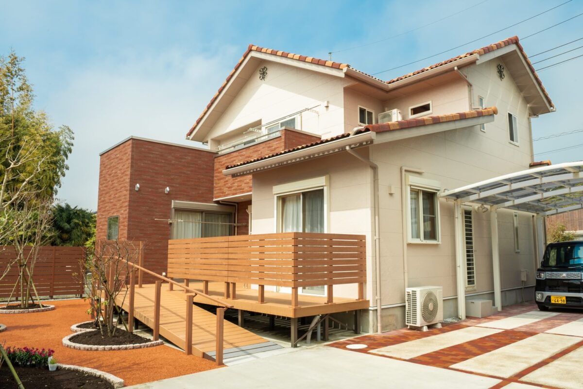 リノベーションでリビングを広げる方法｜費用相場や注意点、事例を紹介｜とちぎリフォーム