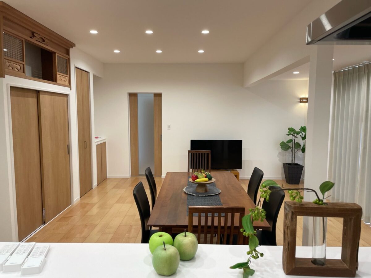 【かっこいい空間に】和室とリビングを一体化した事例やメリット・デメリット、費用目安を紹介｜とちぎリフォーム