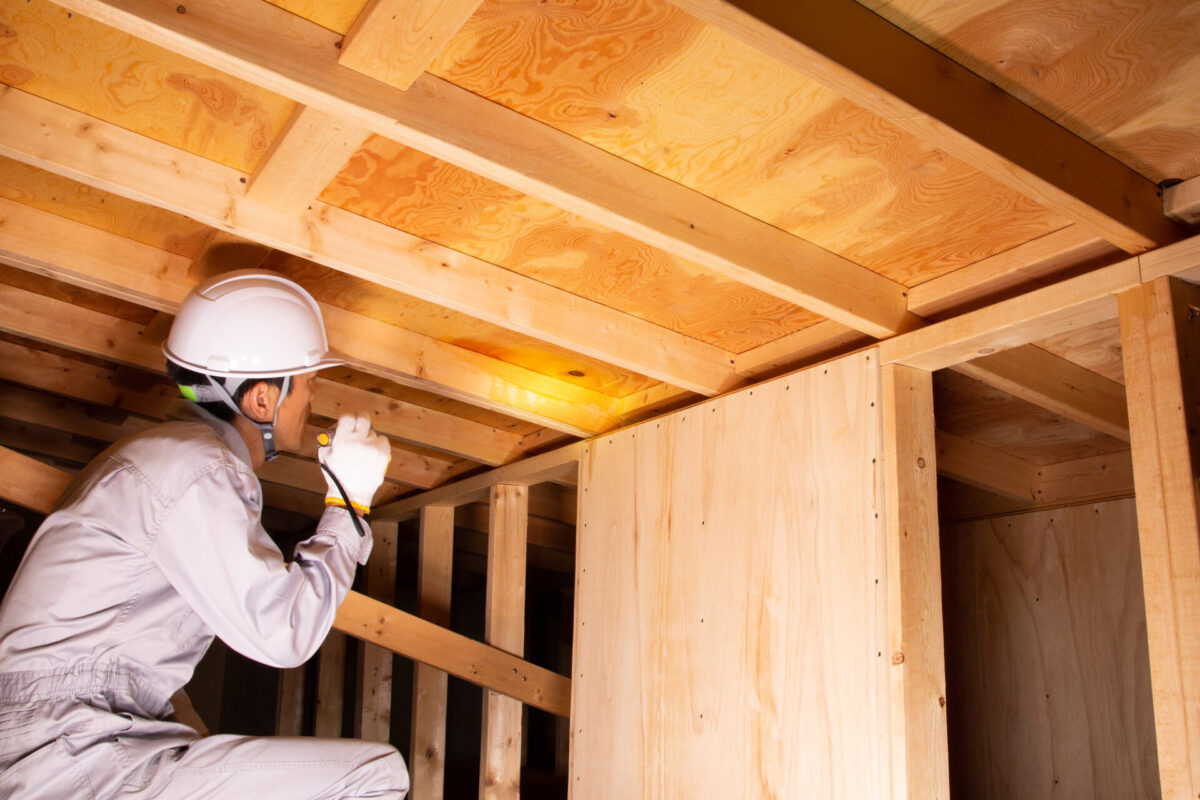雨漏り修理はどこに頼む?業者の選び方や活用できる補助金・減税制度を解説|とちぎリフォーム