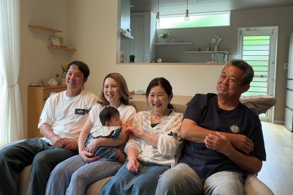 リフォームについて語るM様一家